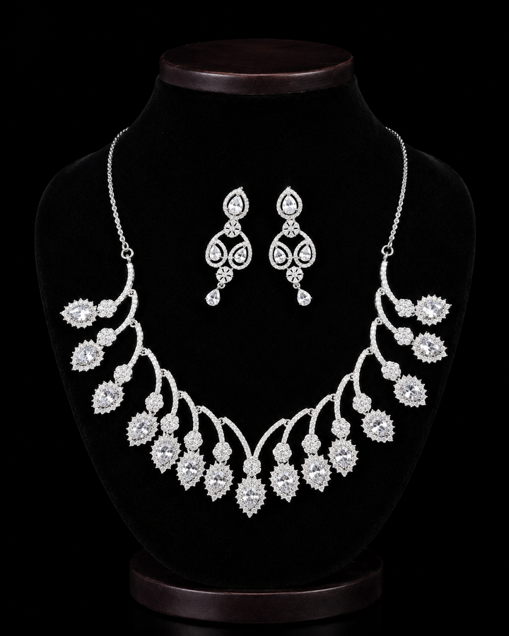AMERICAN  DIAMOND (SILVER) NECKLACE