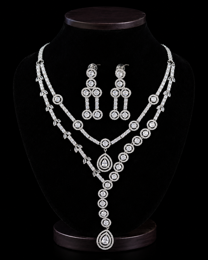 AMERICAN DIAMOND (SILVER) NECKLACE