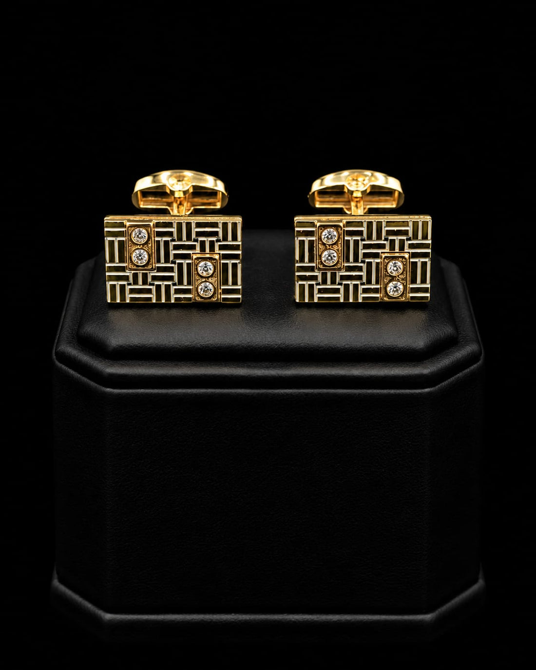 CUFFLINKS