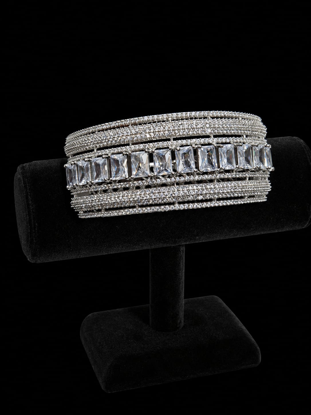 AMERICAN DIAMOND (A.D.) KADA
