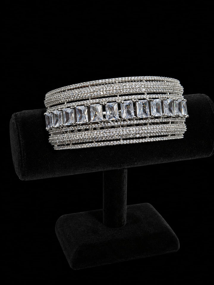 AMERICAN DIAMOND (A.D.) KADA
